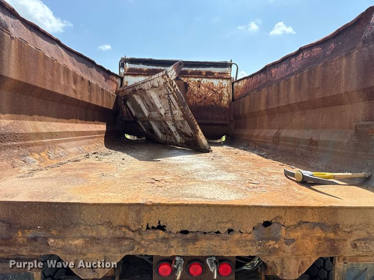 image for item DS3806 2008 International 7400 dump truck