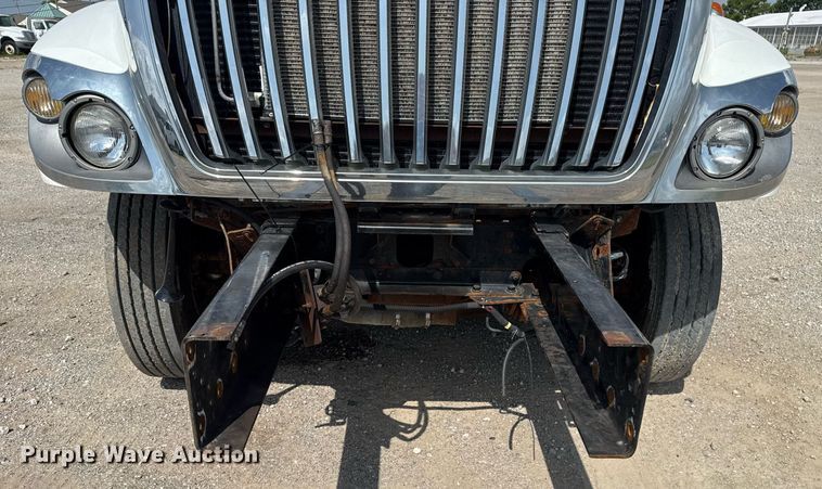 image for item DS3806 2008 International 7400 dump truck