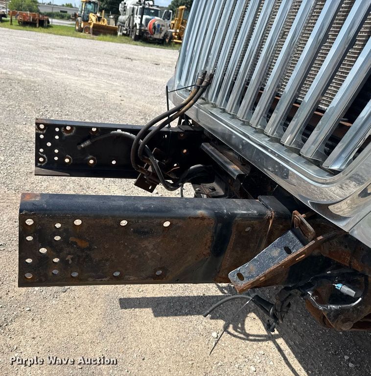 image for item DS3806 2008 International 7400 dump truck