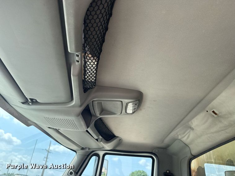 image for item DS3806 2008 International 7400 dump truck