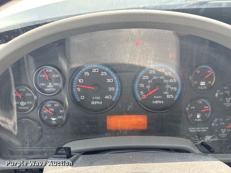 image for item DS3806 2008 International 7400 dump truck