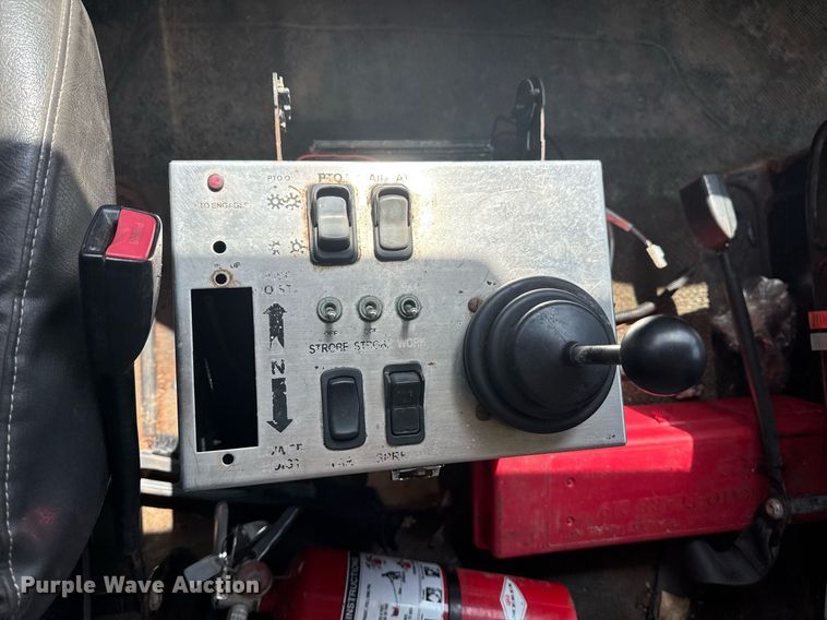 image for item DS3806 2008 International 7400 dump truck