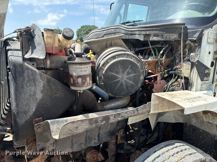 image for item DS3806 2008 International 7400 dump truck