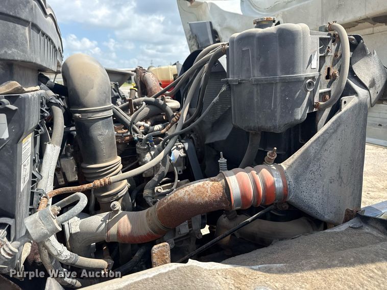 image for item DS3806 2008 International 7400 dump truck