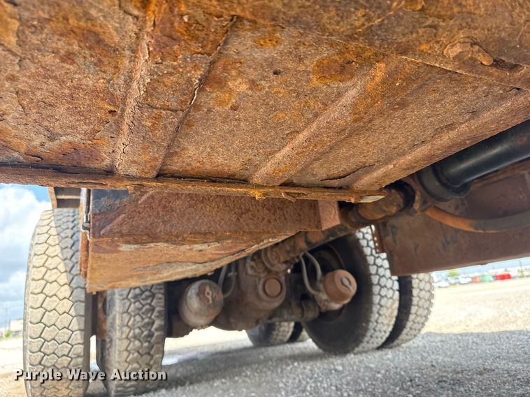 image for item DS3806 2008 International 7400 dump truck