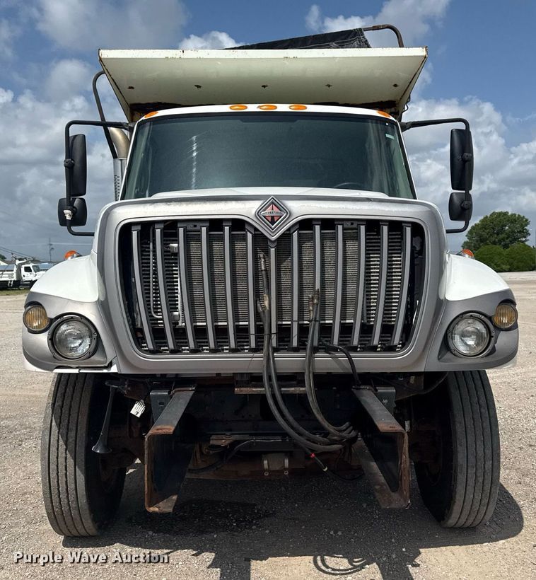 image for item DS3807 2009 International 7400 dump truck