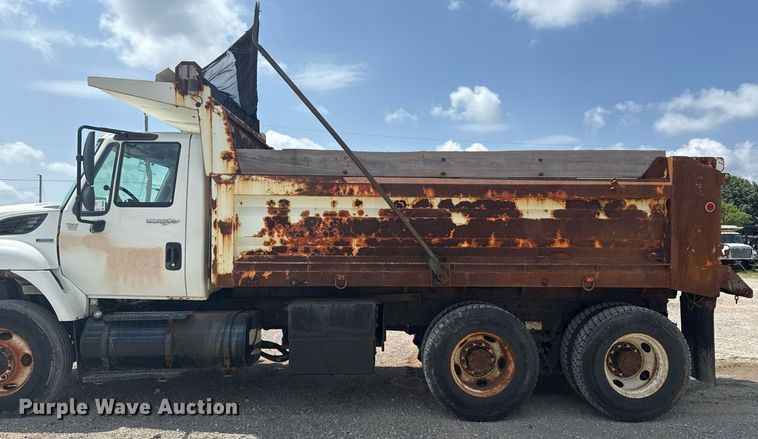 image for item DS3807 2009 International 7400 dump truck