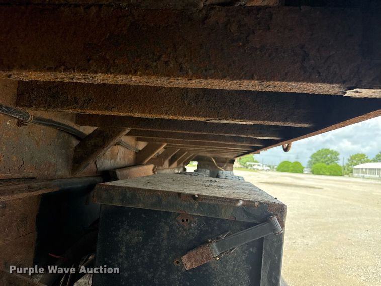 image for item DS3807 2009 International 7400 dump truck