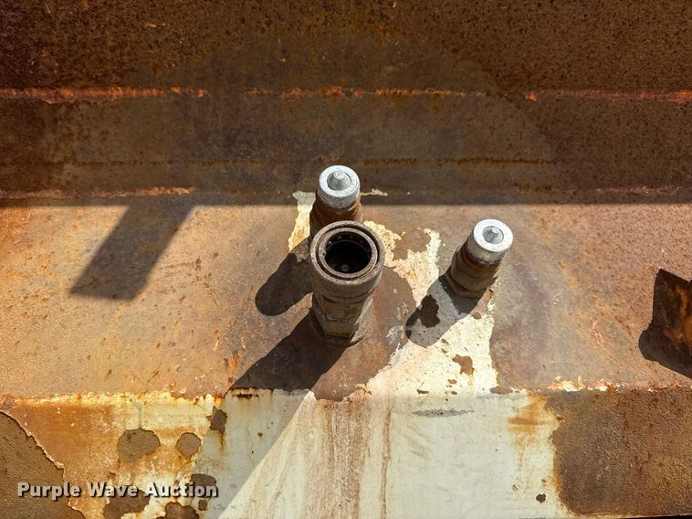 image for item DS3807 2009 International 7400 dump truck