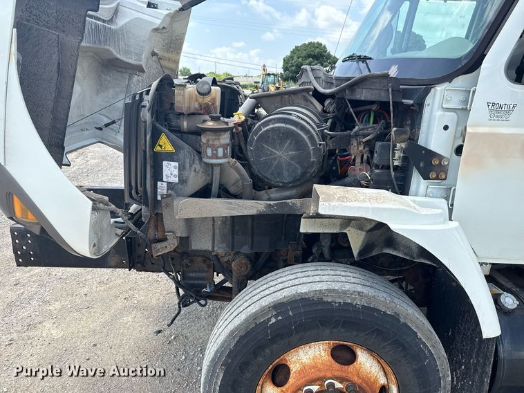 image for item DS3807 2009 International 7400 dump truck