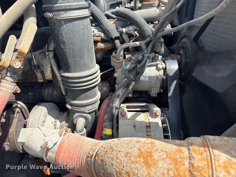 image for item DS3807 2009 International 7400 dump truck