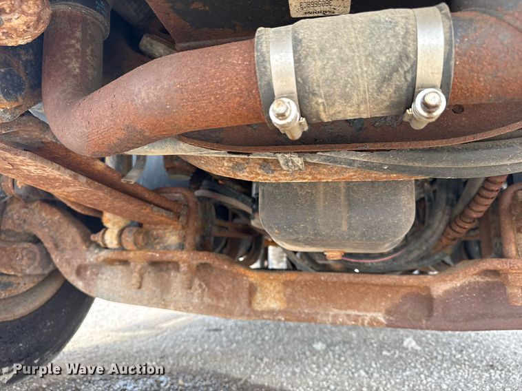 image for item DS3807 2009 International 7400 dump truck