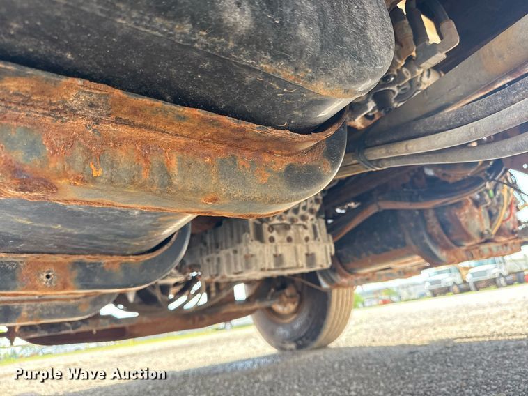 image for item DS3807 2009 International 7400 dump truck