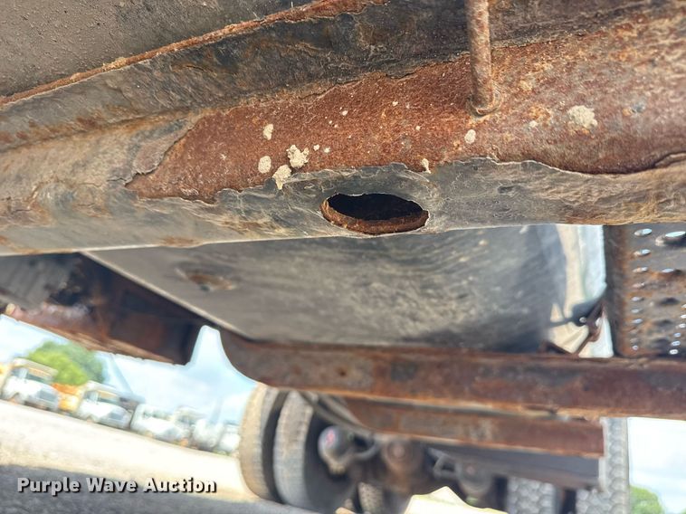 image for item DS3807 2009 International 7400 dump truck