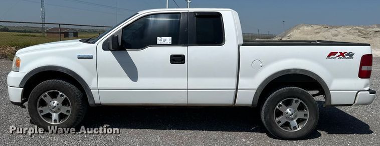 image for item DT6677 2006 Ford F150 SuperCab pickup truck