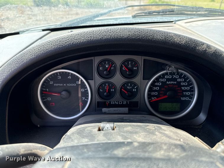 image for item DT6677 2006 Ford F150 SuperCab pickup truck