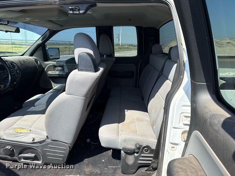 image for item DT6677 2006 Ford F150 SuperCab pickup truck