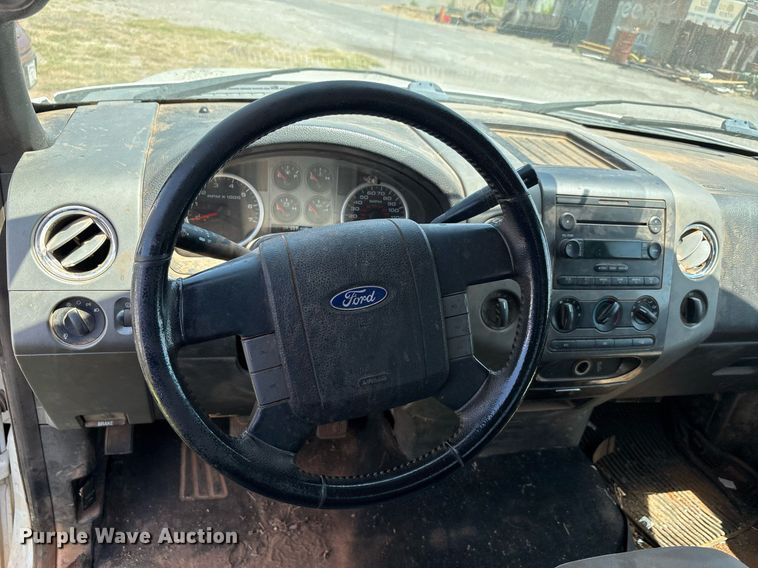 image for item DT6678 2006 Ford F150 SuperCab pickup truck