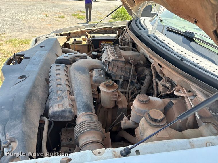 image for item DT6678 2006 Ford F150 SuperCab pickup truck