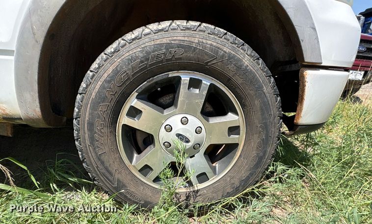 image for item DT6678 2006 Ford F150 SuperCab pickup truck