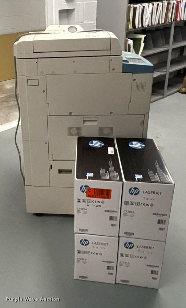 image for item DT6679 Canon Image Runner 3300 copy machine