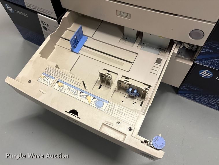 image for item DT6679 Canon Image Runner 3300 copy machine