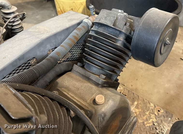 image for item DU9318  (3) air compressors