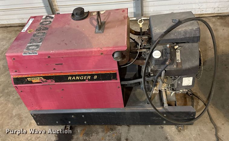 image for item DU9319 Lincoln Electric Ranger 8 welder/generator