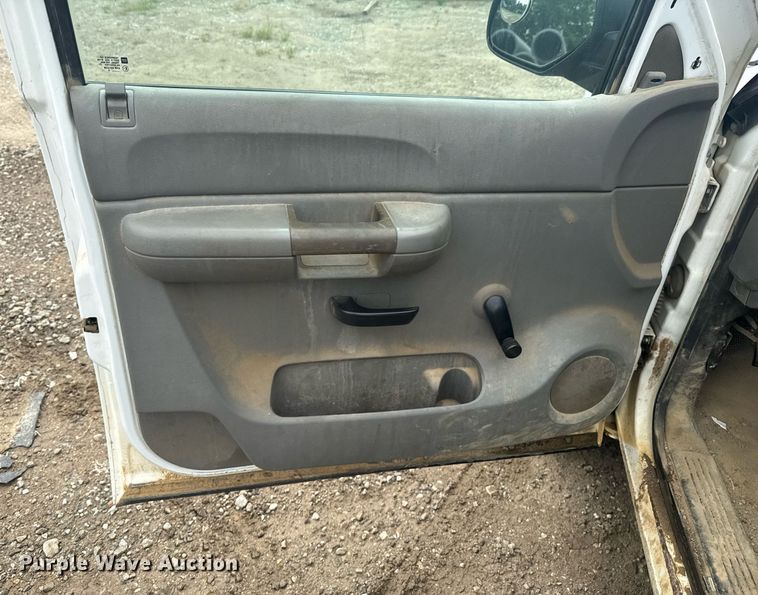 image for item DU9327 2009 Chevrolet Silverado 1500 pickup truck