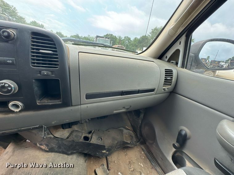 image for item DU9327 2009 Chevrolet Silverado 1500 pickup truck