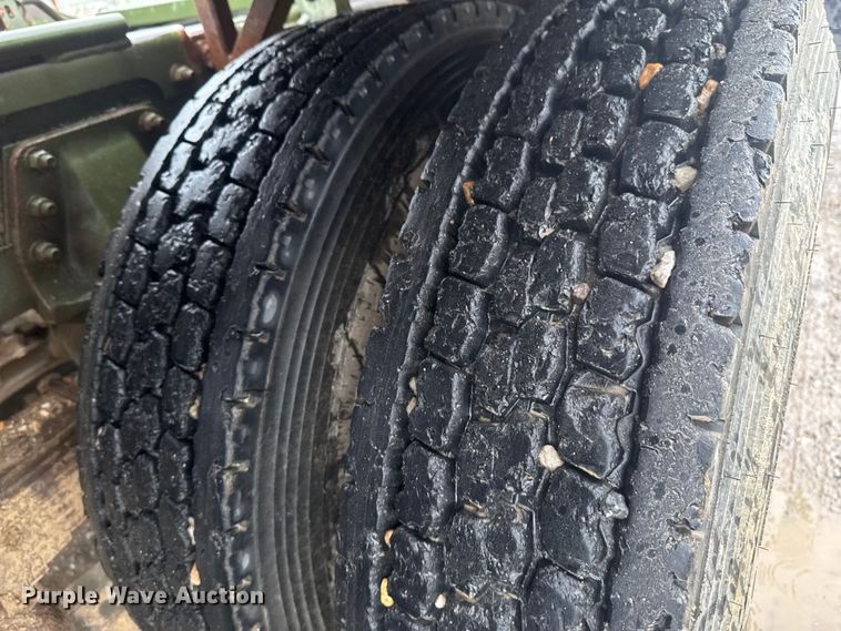 image for item DU9329 1991 Freightliner M915A2 semi truck