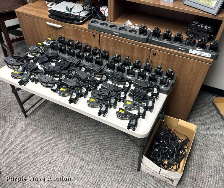 image for item DU9330 Police equipment