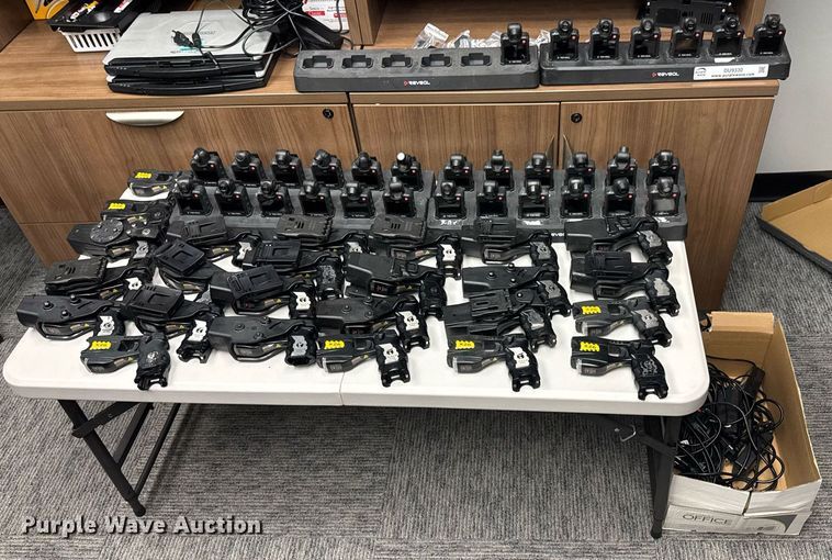 image for item DU9330 Police equipment