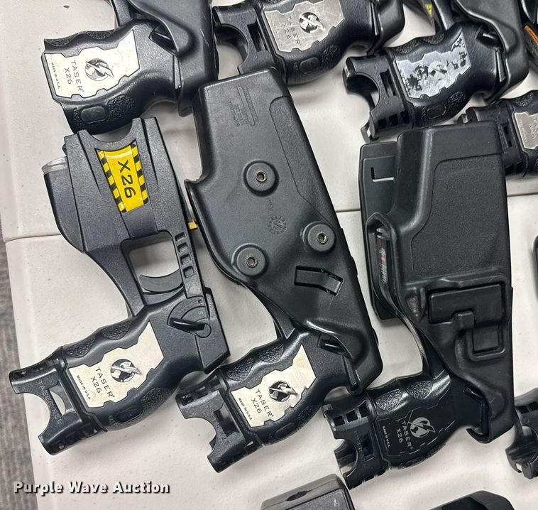 image for item DU9330 Police equipment