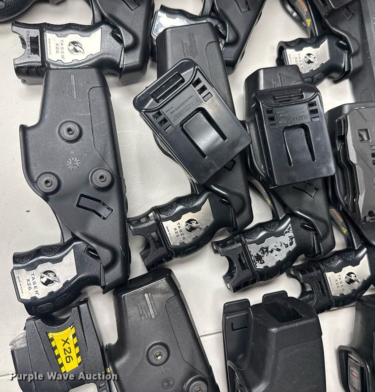 image for item DU9330 Police equipment