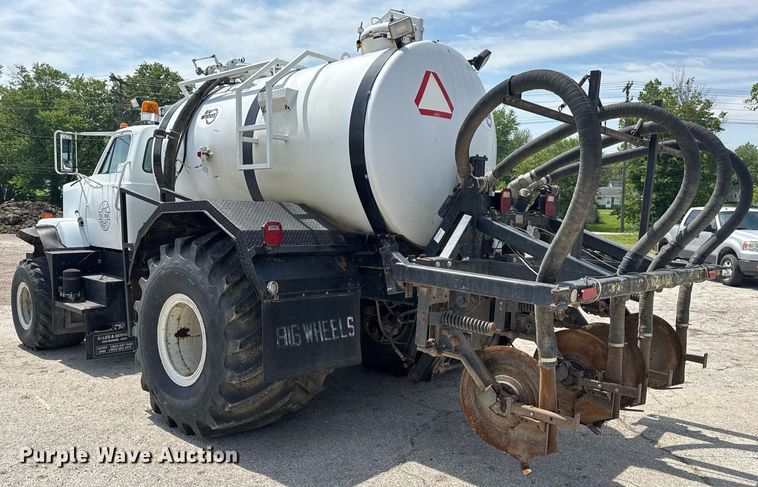 image for item DV4145 Big Wheels applicator truck