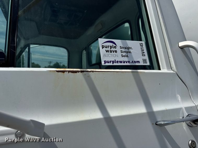 image for item DV4145 Big Wheels applicator truck