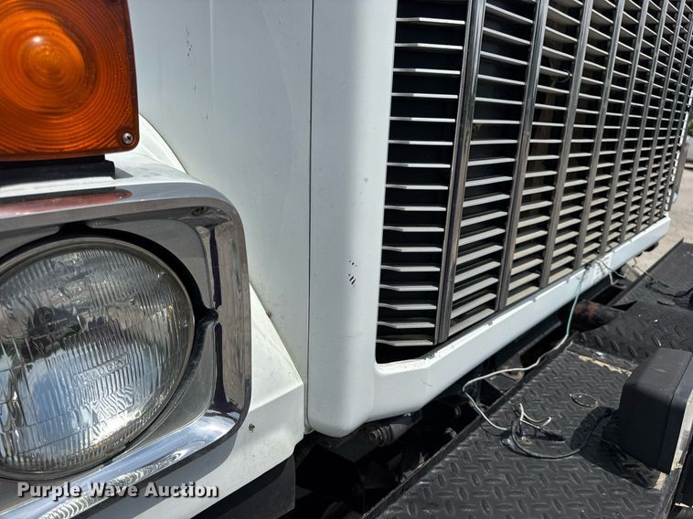 image for item DV4145 Big Wheels applicator truck