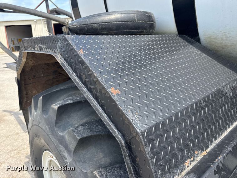 image for item DV4145 Big Wheels applicator truck