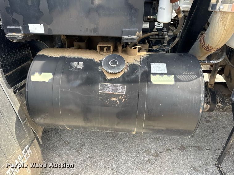 image for item DV4145 Big Wheels applicator truck