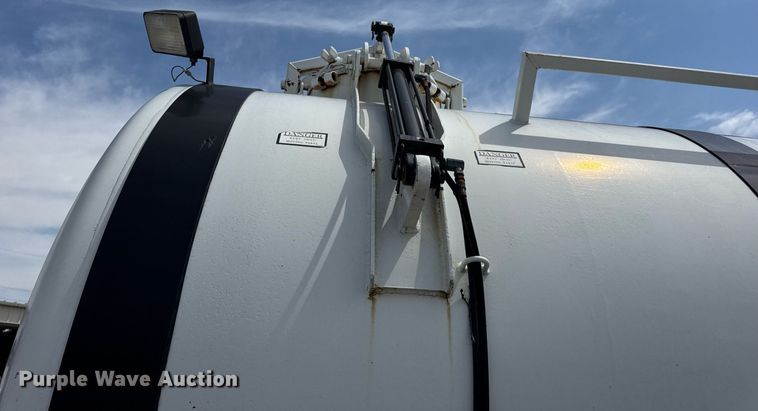 image for item DV4145 Big Wheels applicator truck