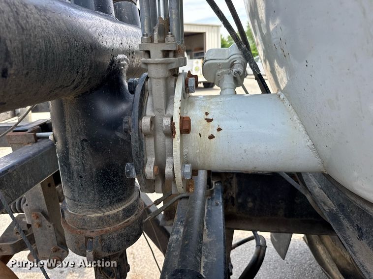 image for item DV4145 Big Wheels applicator truck