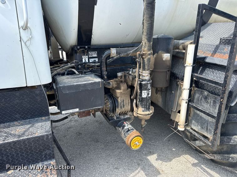 image for item DV4145 Big Wheels applicator truck