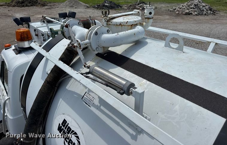 image for item DV4145 Big Wheels applicator truck