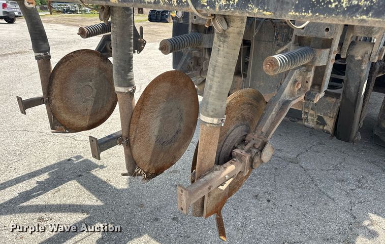 image for item DV4145 Big Wheels applicator truck