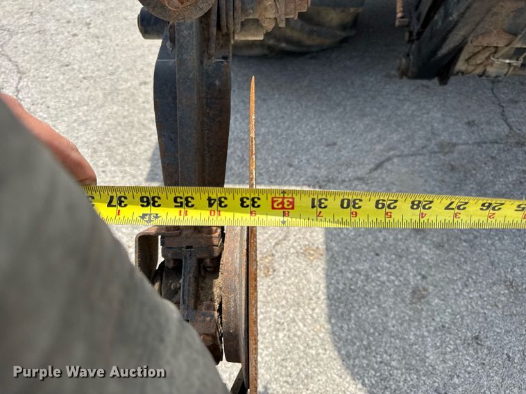 image for item DV4145 Big Wheels applicator truck