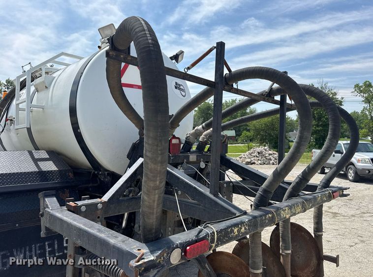 image for item DV4145 Big Wheels applicator truck