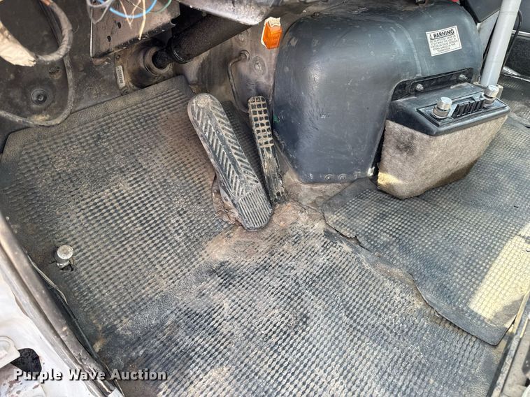 image for item DV4145 Big Wheels applicator truck