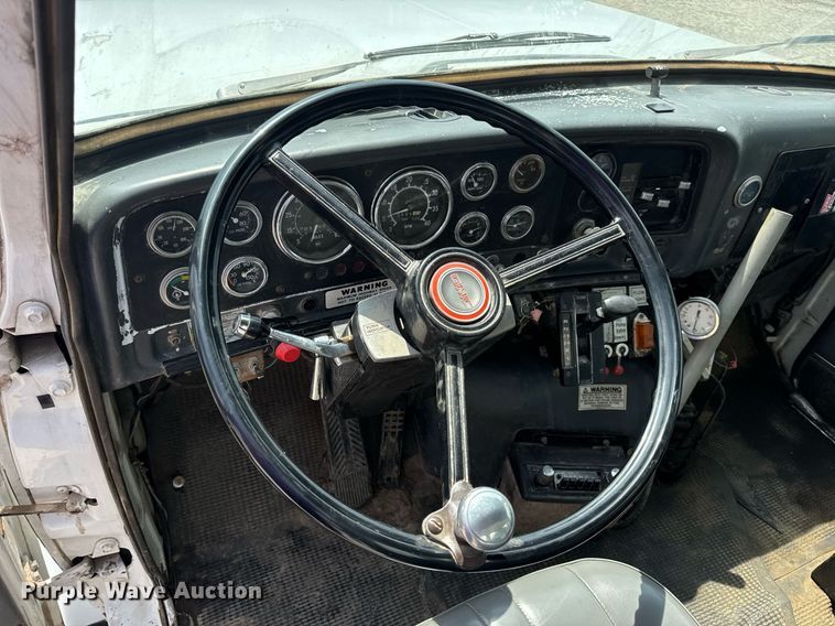 image for item DV4145 Big Wheels applicator truck