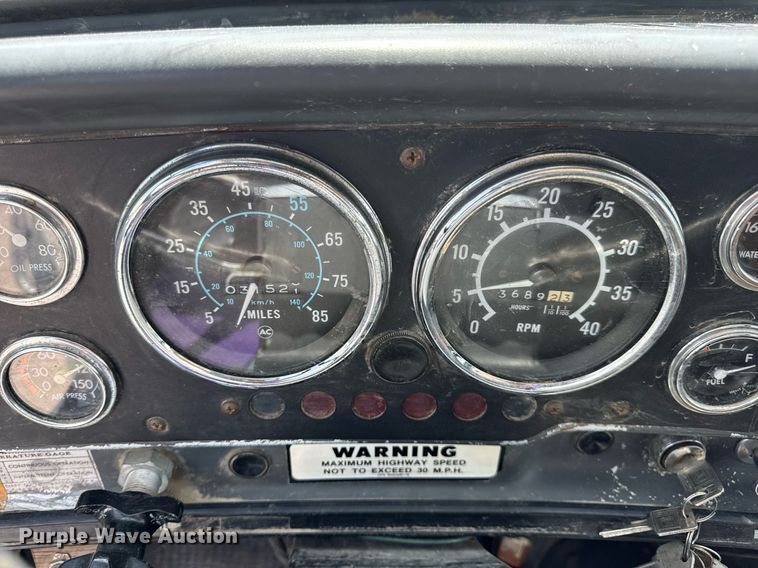 image for item DV4145 Big Wheels applicator truck